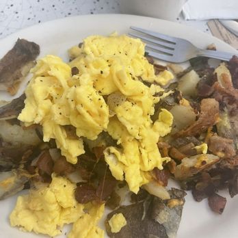 The Worker Bee Cafe - Potato skins hash - Breakfast & Brunch Near Me - Carpinteria, California