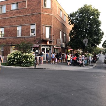 Kem CoBa - Line still going after they're closed! - Ice Cream & Frozen Yogurt Near Me - Montreal, Quebec Kem CoBa - Line still going after they're closed! - Ice Cream & Frozen Yogurt Near Me - Montreal, Quebec