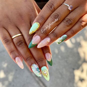 Lush Lyfe Studio - Nail Technicians Near Me - Burlingame, California