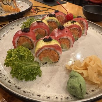 Kirin House - Pacific Ocean Roll - Sushi Bars Near Me - Philadelphia, Pennsylvania