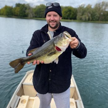 Castle Park - Fishing Near Me - Harvard, Illinois