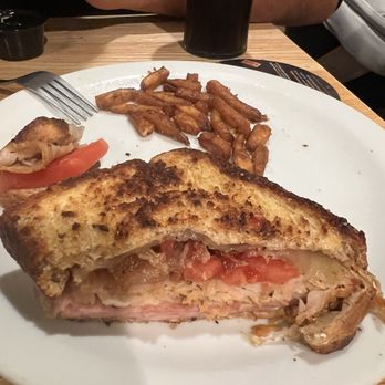 Denny's - Greasy Cali club lol - American Near Me - Boiling Springs, South Carolina