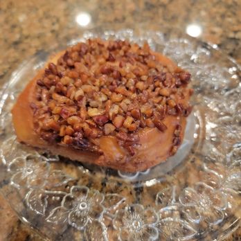 Ellie's Table - Honey Whiskey Pecan Sticky Bun - Cafes Near Me - Irvine, California