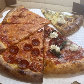 NEMEC BROTHERS PIZZERIA - Updated August 2024 - 50 Photos & 26 Reviews ...