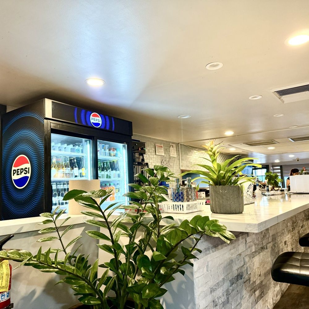 Eagle Cafe - Counter seating - Breakfast & Brunch Near Me - Honolulu, Hawaii