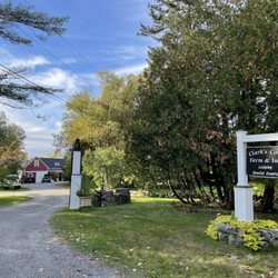 Clarks Cove Farm - Entrance
