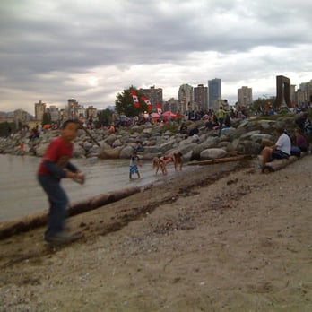 Vanier Park - Waiting for dark to see fireworks - Parks Near Me - Vancouver, British Columbia Vanier Park - Waiting for dark to see fireworks - Parks Near Me - Vancouver, British Columbia