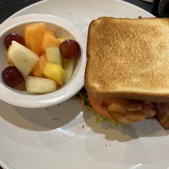 BumbleBee's Cafe - BLT with fruit - Breakfast & Brunch Near Me - Blue Ridge, Georgia