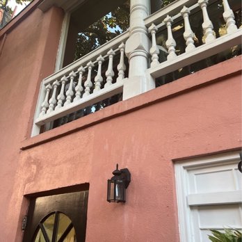 82 Queen - Part of building on walk through outdoor area - Southern Near Me - Charleston, South Carolina