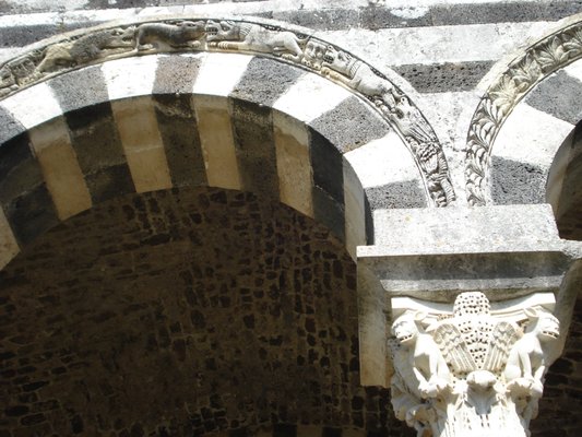 Church of the Holy Trinity Saccargia by null