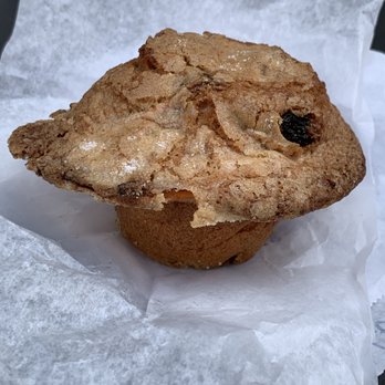Levain Bakery - Back Bay, Boston - 11/5/22 carrot muffin - Bakeries Near Me - Boston, Massachusetts Levain Bakery - Back Bay, Boston - 11/5/22 carrot muffin - Bakeries Near Me - Boston, Massachusetts