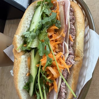 Banh Mi Crunch - combo - Sandwiches Near Me - San Francisco, California Banh Mi Crunch - combo - Sandwiches Near Me - San Francisco, California