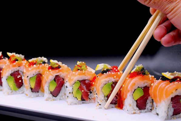 Louie Louie The Restaurant Sushi Bar y Mas by null