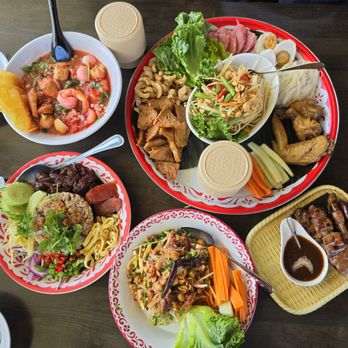 Thaisons - Somtam , Nam khao tod, Yen ta four, Khao kluk ka pi, Moo ping - Asian Fusion Near Me - Falls Church, Virginia