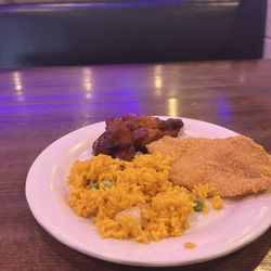 Sushi China Cafe - Fish, rice and chicken.
