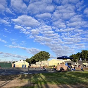 Alvarado Elementary School - Whole playground - Elementary Schools Near Me - Signal Hill, California Alvarado Elementary School - Whole playground - Elementary Schools Near Me - Signal Hill, California