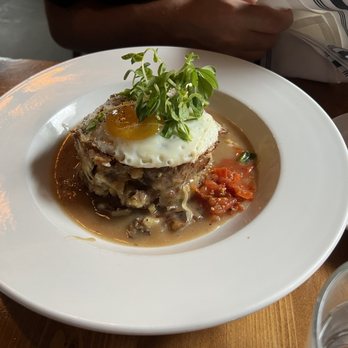 School Restaurant - Golden Hashbrown Poutine - Bakeries Near Me - Toronto, Ontario School Restaurant - Golden Hashbrown Poutine - Bakeries Near Me - Toronto, Ontario