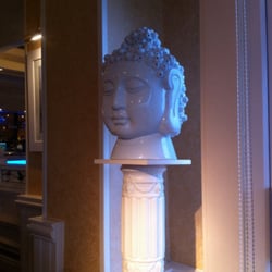 Loch House - Buddha in dining room