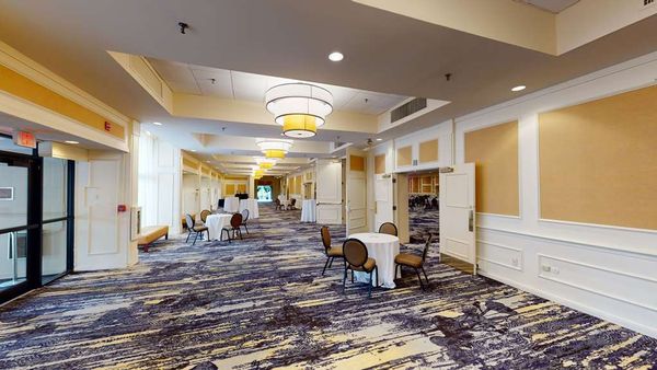 DoubleTree by Hilton Hotel Boston North Shore by null