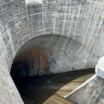 Fontana Dam - Landmarks & Historical Buildings Near Me - Fontana Dam, North Carolina