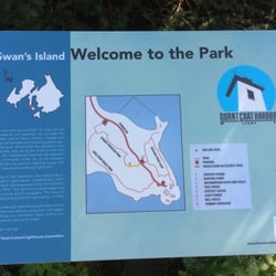 Burnt Coat Harbor Light House Public Park - Hiker's guide. Temp drops 20-degrees the moment you step inside the trail.