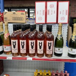 Hickory Point - WOW! I bet that's some interesting tasting wine!