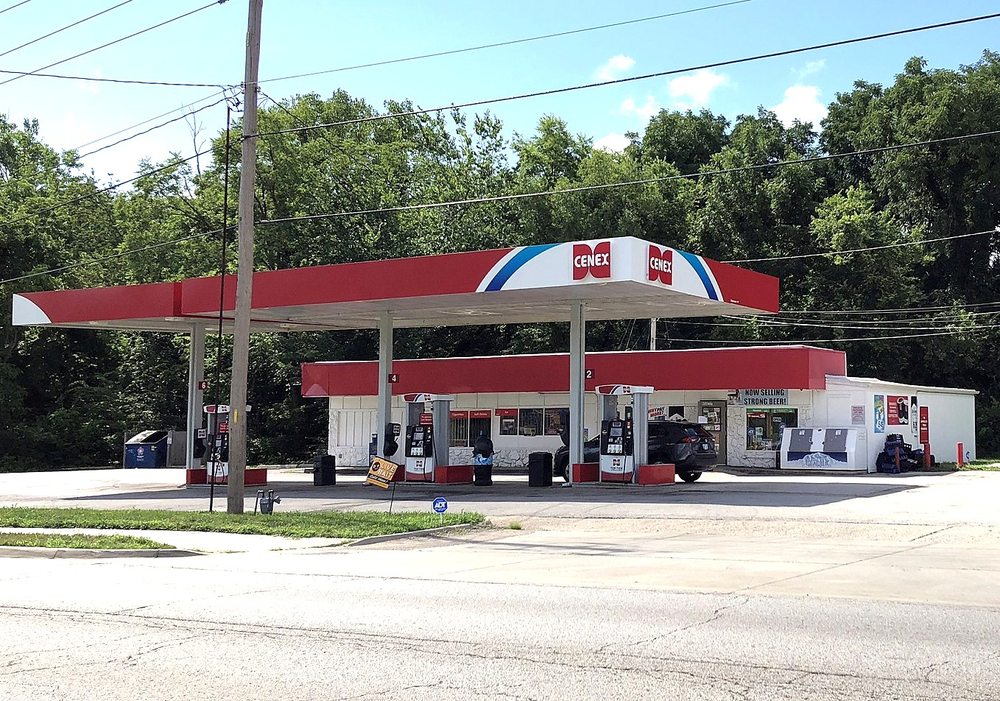 H & W Convenience Logo