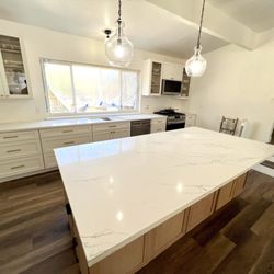 Hung Hsi Stone Center - Countertops