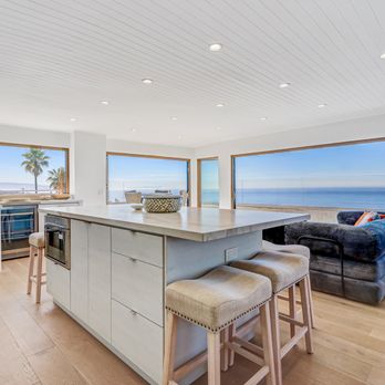 Casa Bella - kitchen ocean view - Vacation Rentals Near Me - Manhattan Beach, California Casa Bella - kitchen ocean view - Vacation Rentals Near Me - Manhattan Beach, California