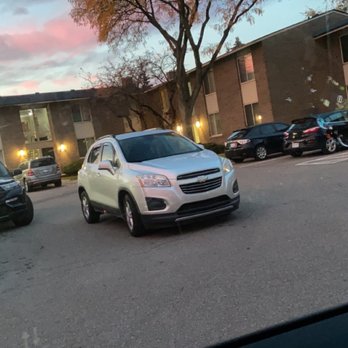Somerset Park Apartments - Example of parking: - Apartments Near Me - Troy, Michigan Somerset Park Apartments - Example of parking: - Apartments Near Me - Troy, Michigan