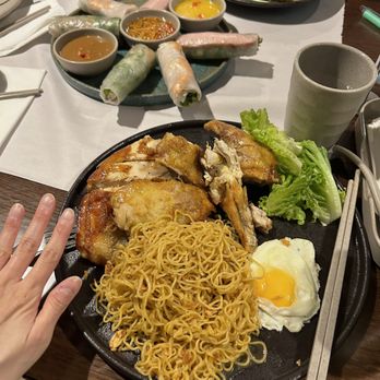 Pho Ha Noi - Mì Gà Rô Ti (Roasted Kui Fei Chicken Egg Noodle) - Vietnamese Near Me - Milpitas, California Pho Ha Noi - Mì Gà Rô Ti (Roasted Kui Fei Chicken Egg Noodle) - Vietnamese Near Me - Milpitas, California