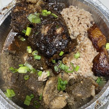Cariblue Restaurant - Oxtail & Jerk Chicken - Caribbean Near Me - Modesto, California Cariblue Restaurant - Oxtail & Jerk Chicken - Caribbean Near Me - Modesto, California