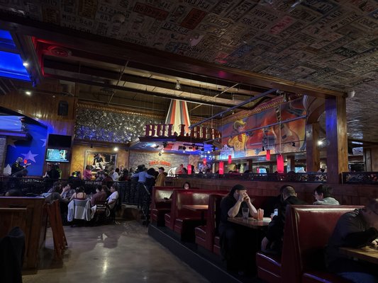 Cadillac Ranch by null