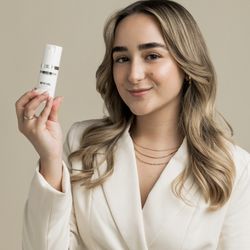 Sophia Hermida Aesthetics - One of our best sellers- Beta Gel!