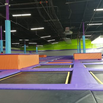 Altitude Trampoline Park - Trampoline Parks Near Me - Texas City, Texas
