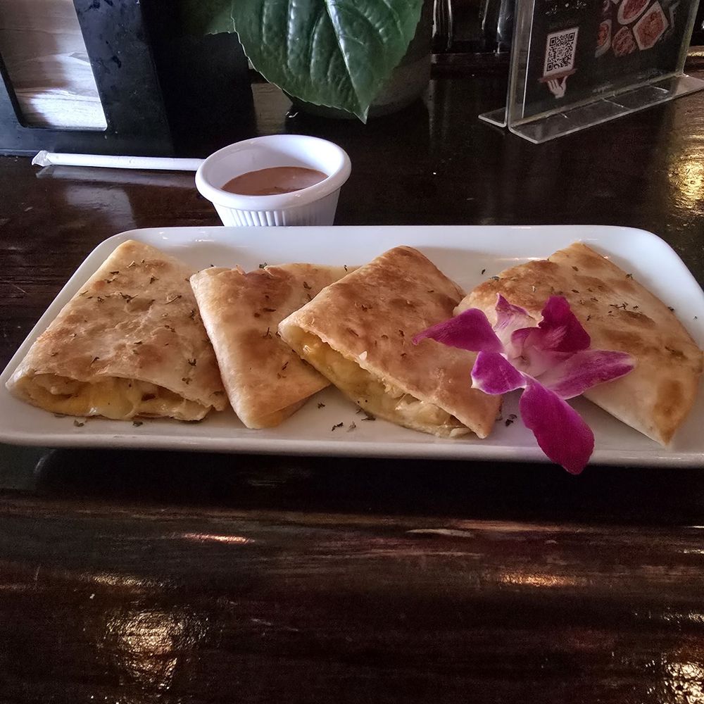 Shrimp quesadilla, the best part was the sauce.