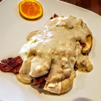 Elvira's Cafe - American Near Me - Sevierville, Tennessee
