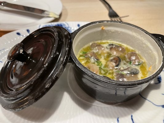 Restaurant Raadhuskælderen by null