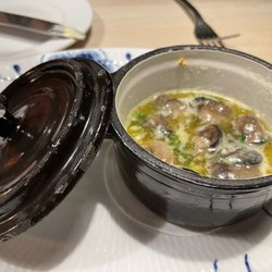 Raadhuskælderen - Snails in garlic butter