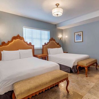 Impala Hotel - Guest room - Hotels Near Me - Miami Beach, Florida Impala Hotel - Guest room - Hotels Near Me - Miami Beach, Florida