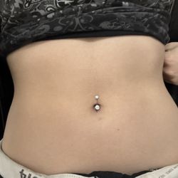 Brand X Piercing & Fine Jewelry - Navel piercing