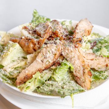 Zio's By Giancarlo - Caesar Salad with Chicken - Italian Near Me - Barrie, Ontario