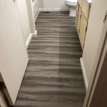 Golden Hardwood Floors - Bathroom. - Flooring Near Me Golden Hardwood Floors - Bathroom. - Flooring Near Me