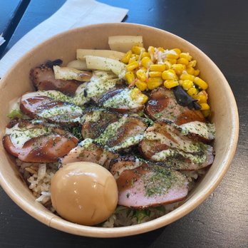 Meet Fan - Smoked duck rice bowl - Asian Fusion Near Me - Vancouver, British Columbia
