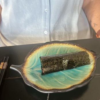 Yi Sushi Omakase - Toro Hand Roll - Sushi Bars Near Me - Louisville, Kentucky Yi Sushi Omakase - Toro Hand Roll - Sushi Bars Near Me - Louisville, Kentucky