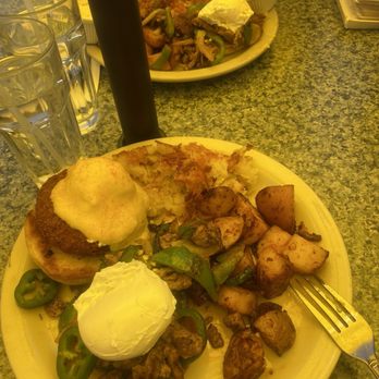 Bill's Cafe - Tri-Tip Benedict** and Crab Cakes Benedict** Country Potatoes** Hashbrowns** - Breakfast & Brunch Near Me - Fremont, California Bill's Cafe - Tri-Tip Benedict** and Crab Cakes Benedict** Country Potatoes** Hashbrowns** - Breakfast & Brunch Near Me - Fremont, California