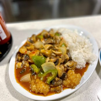 Yamo - Fish Curry - Burmese Near Me - San Francisco, California