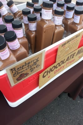 Coracao Chocolate & CACOCO Drinking Chocolate by null