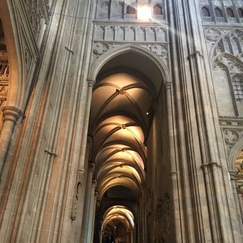 Canterbury Cathedral - Churches Near Me - Canterbury, KEN