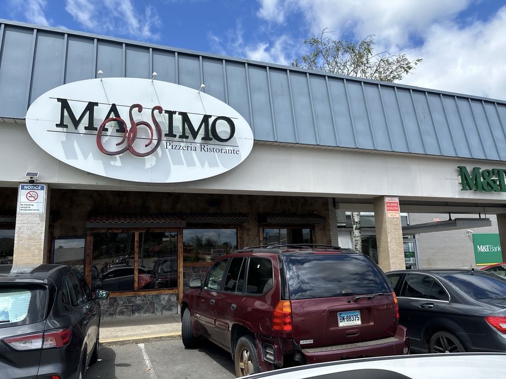 Massimos Pizzeria Ristorante